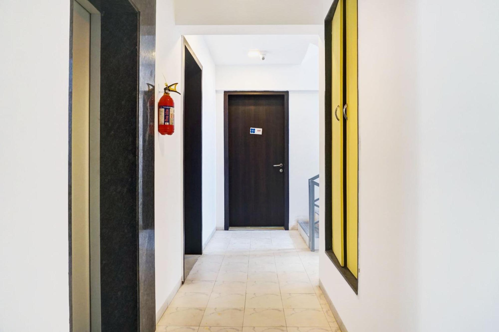 Super Aarambh Exotica Hotel Méribel Village Екстериор снимка